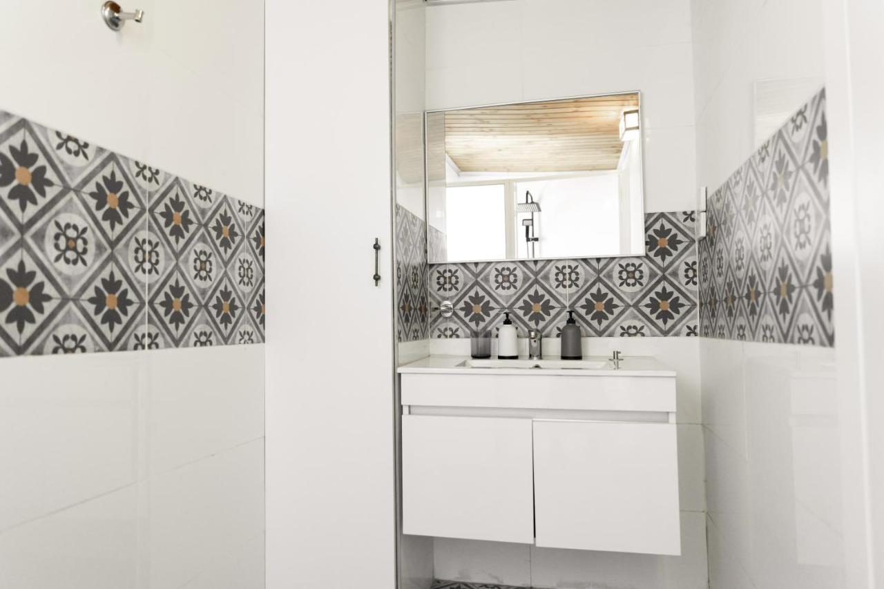 Theodor Apartments By Gamtiza Tel-Aviv Extérieur photo